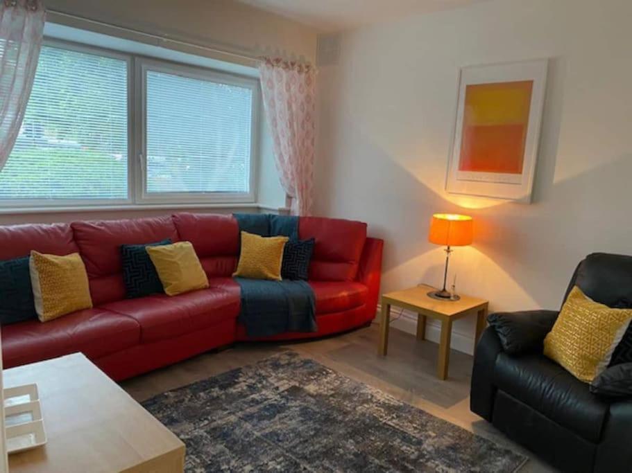 Location, Location - Modern 2 Bed Apt In คิลลาร์นีย์ ภายนอก รูปภาพ